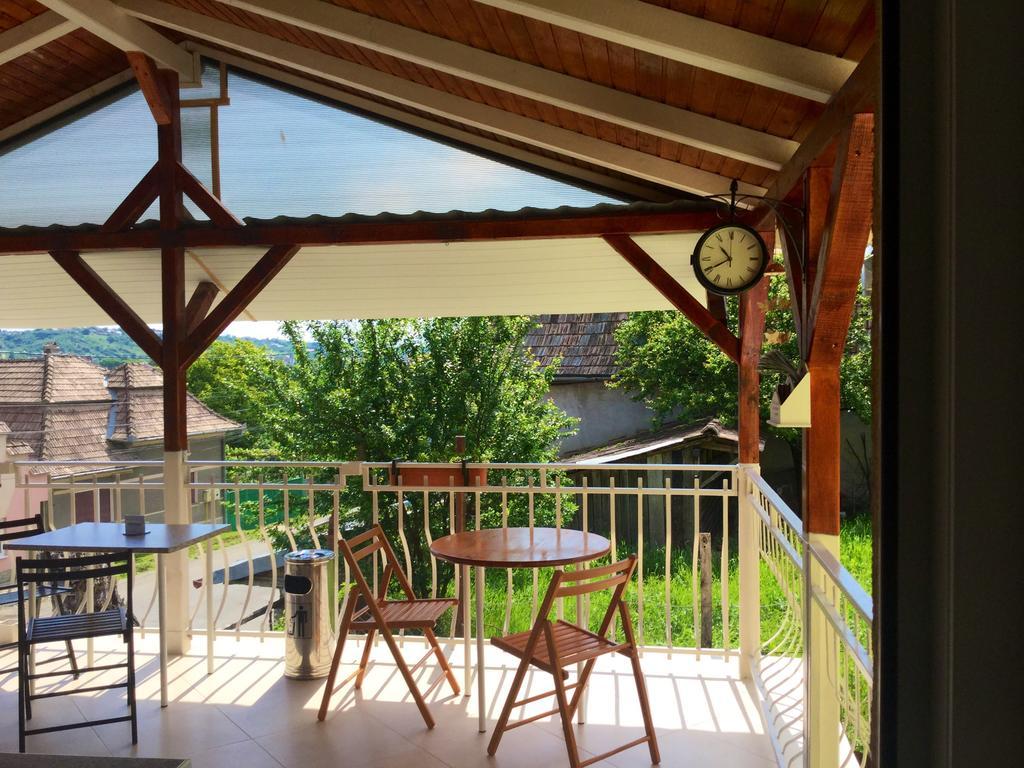 ホテル Casa Bella トゥルダ エクステリア 写真
