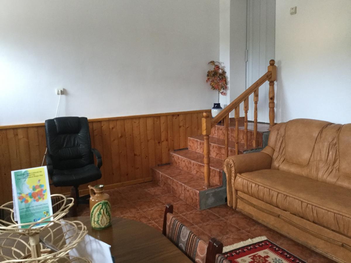 ホテル Casa Bella トゥルダ エクステリア 写真